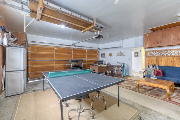 Recreational space with Ping-Pong