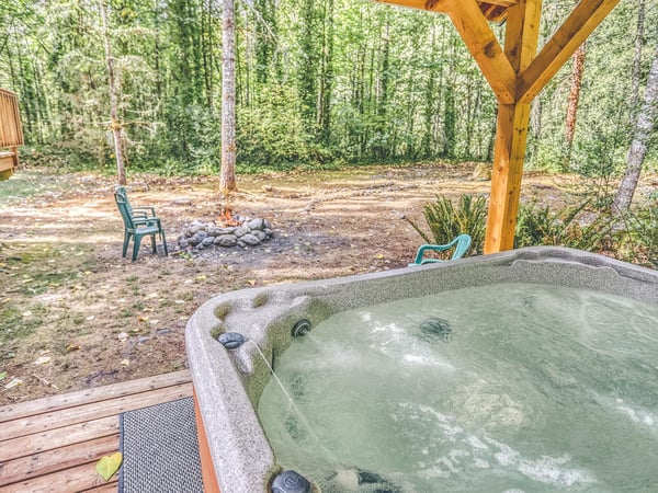 Hot tub
