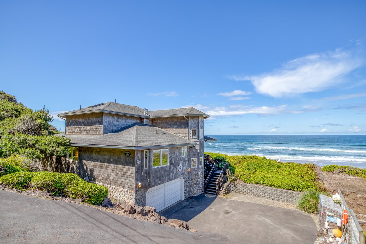 Exterior View with beach view