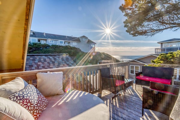 2nd Floor Deck