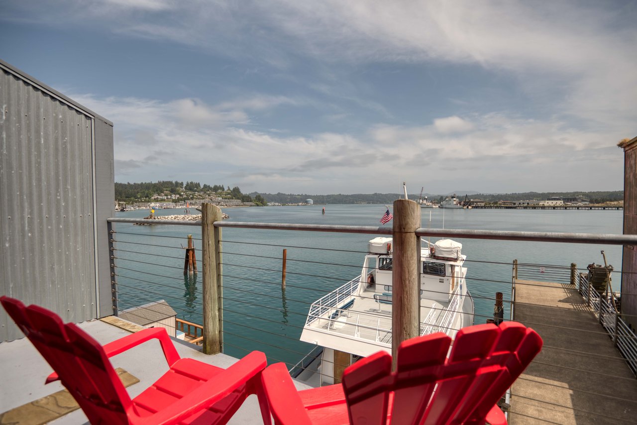 Patio Seating with Anchor Pier View