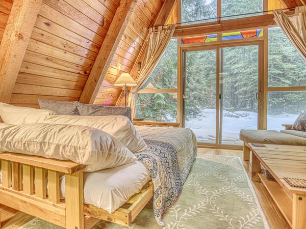 Bedroom - 1 with nature views