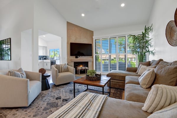 LIVING SPACE.jpg mls