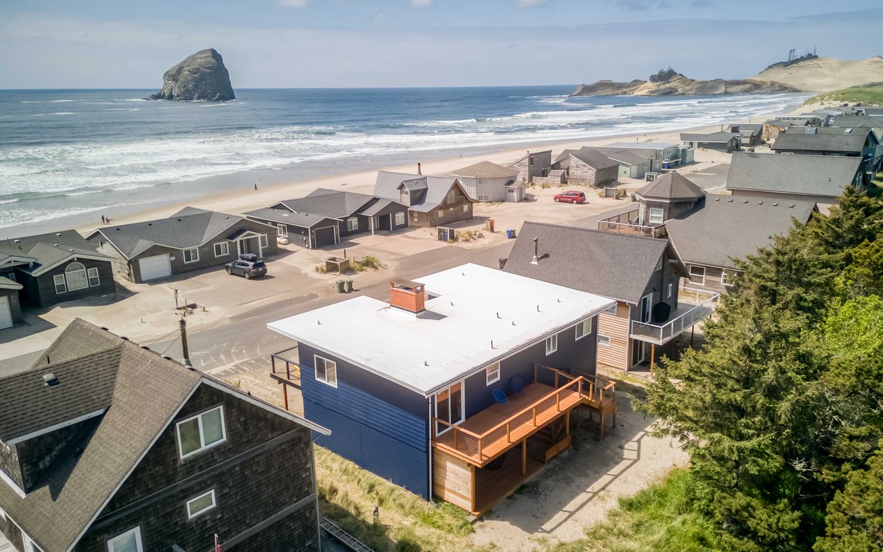 The Rock Inn Yacht-101