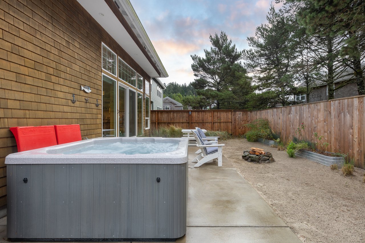 Back Yard Hot Tub