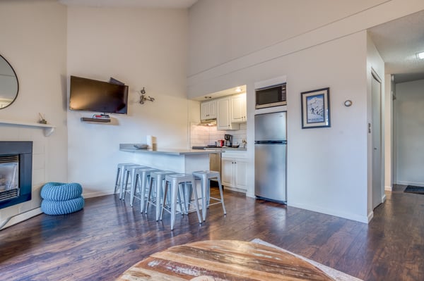 Dining Area with High Chairs