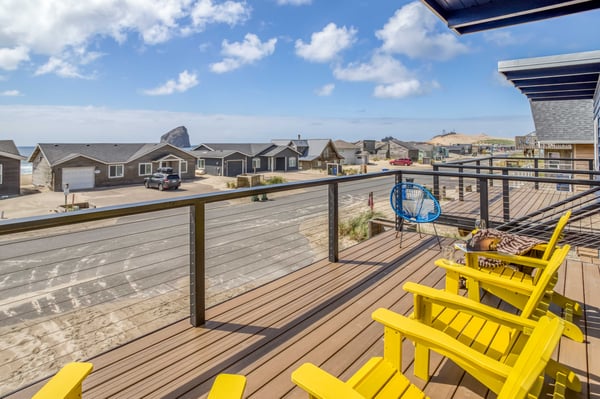 The Rock Inn Yacht-102