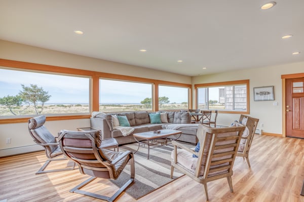 Floor 2 Spacious Living Room with Ocean View