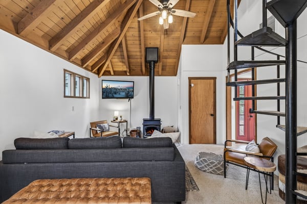 Muskrat 3- Open Living Room