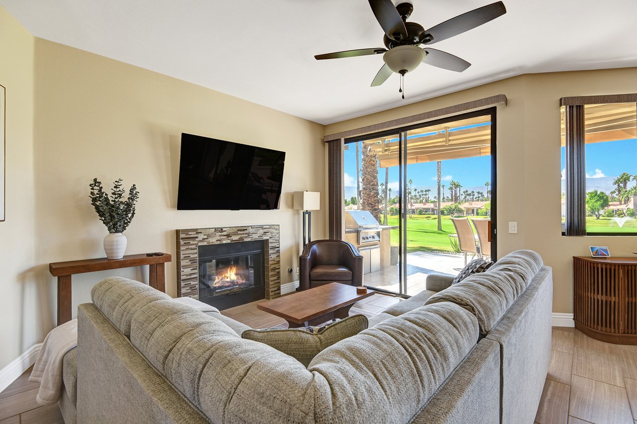 LIVING SPACE.jpg mls