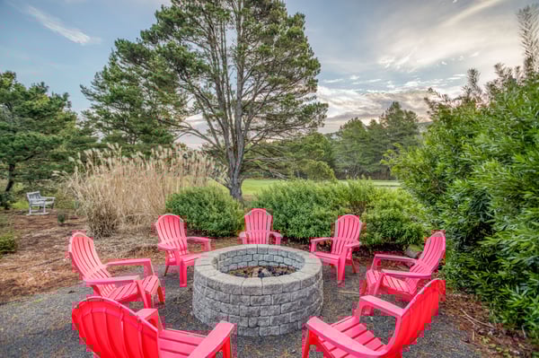 Back yard Fire Pit with Seating