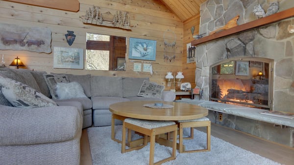 Clear Creek Cabin Great Room