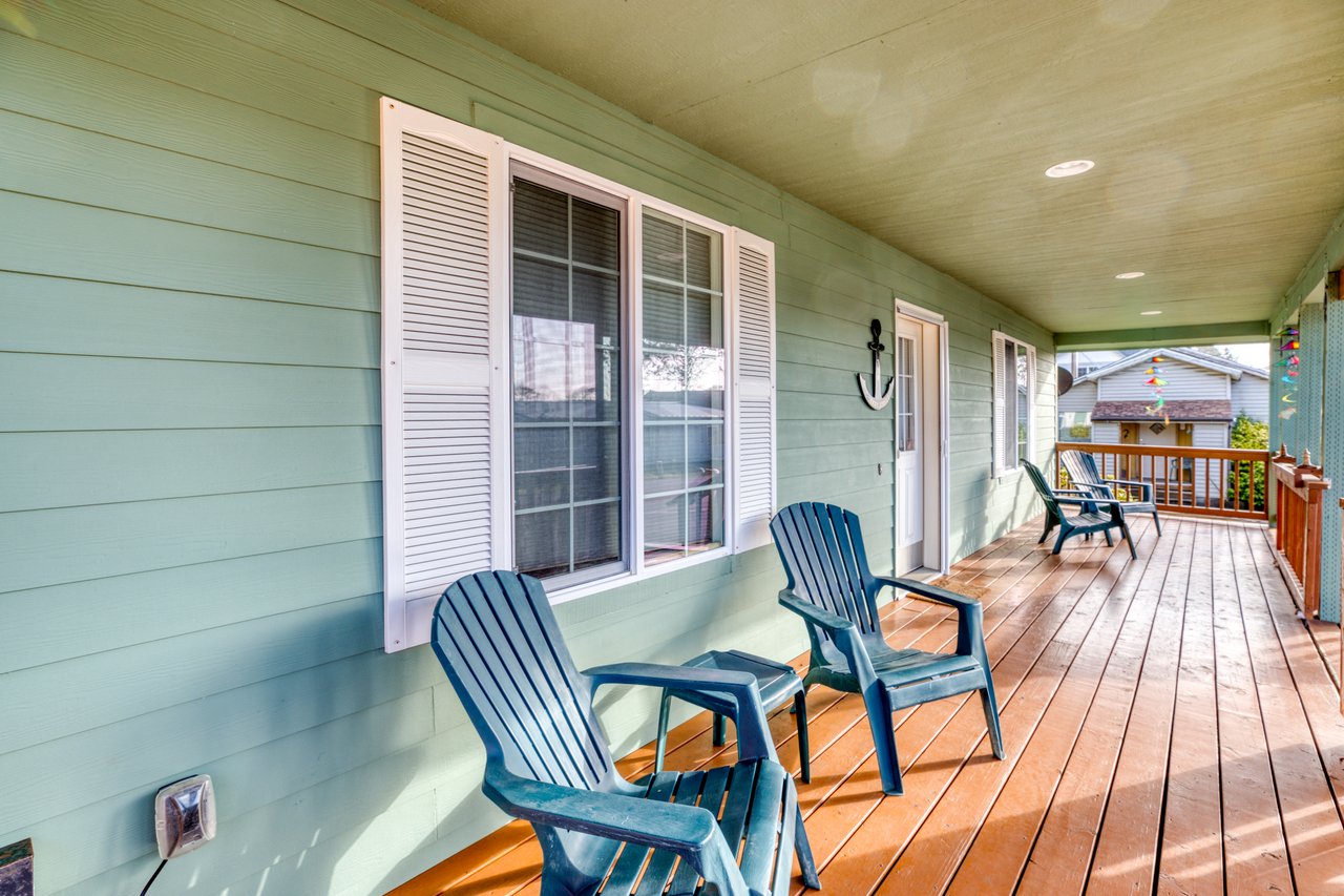 Deck Space with seating