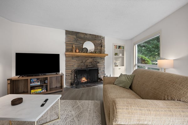 Fairway to Heaven- fireplace
